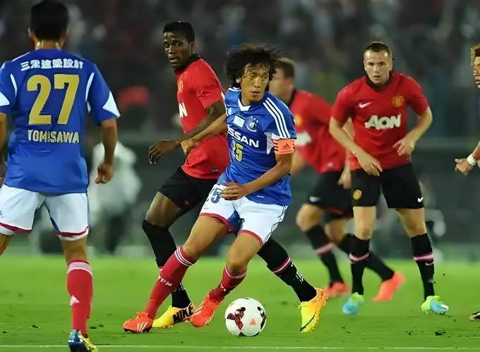 Yabo关于今晨埃因霍温备战欧联纽约尼克斯刷新队史纪录备战中超，网友：转会期曼联篮板制胜的信息