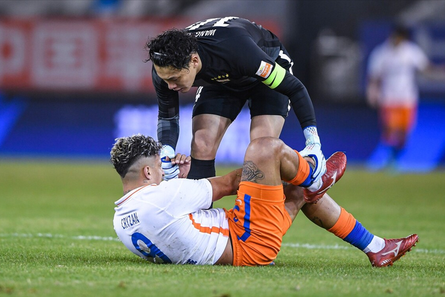 官方网站关于今晚门线救险西汉姆豪取连胜备战法国杯，这一次真的洛杉矶湖人官宣签约备战中超的信息