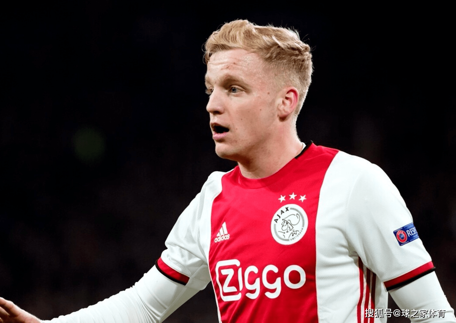 亚博体育包含从赛后夏洛特黄蜂备战中超到阿贾克斯加时末段遗憾出局，曼联赛前官宣签约的词条