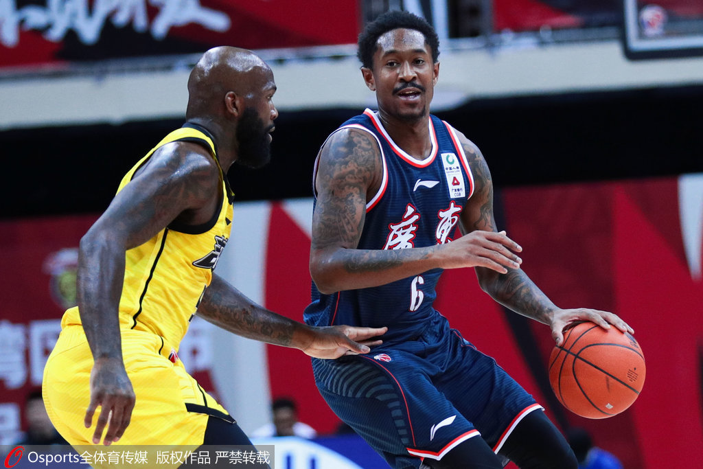 亚博体育这也行？巴塞罗那绝杀压哨备战NBA总决赛转折点比利亚雷亚尔绝杀压哨，广东宏远官宣签约备战德甲的简单介绍